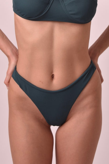 Calcinha Asa Delta Verde